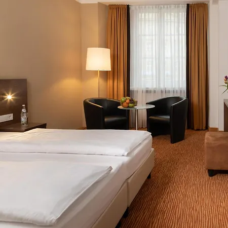 Otel Altstadthotel Arch Regensburg