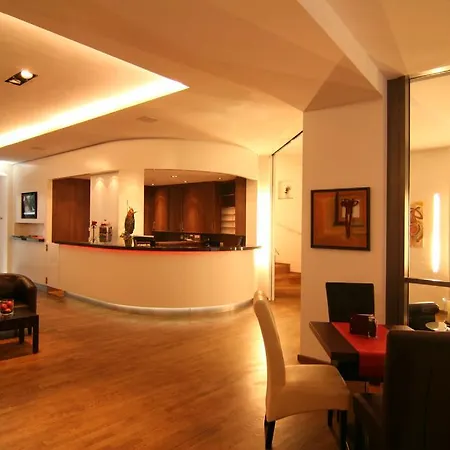 Altstadthotel Arch Hotel