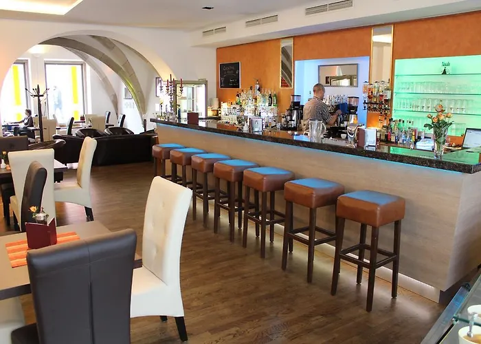 Otel Altstadthotel Arch 4*