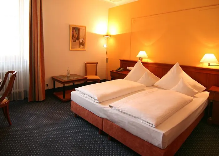 Altstadthotel Arch Otel 4*