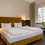 酒店 Altstadthotel Arch 4*