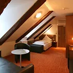 酒店 Altstadthotel Arch