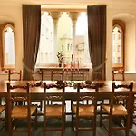 Altstadthotel Arch 酒店 4*