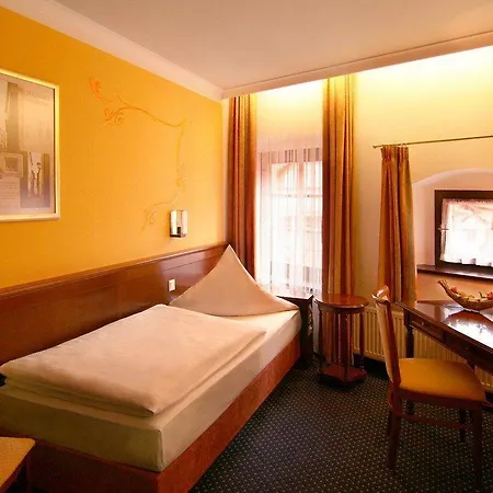 Altstadthotel Arch - Im Herzen Der Altstadt 4*