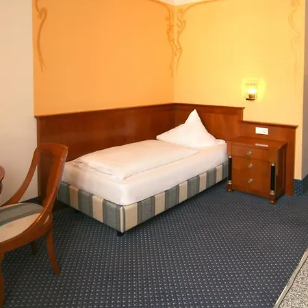 Altstadthotel Arch Hotel 4*