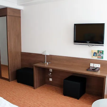 Altstadthotel Arch Ξενοδοχείο