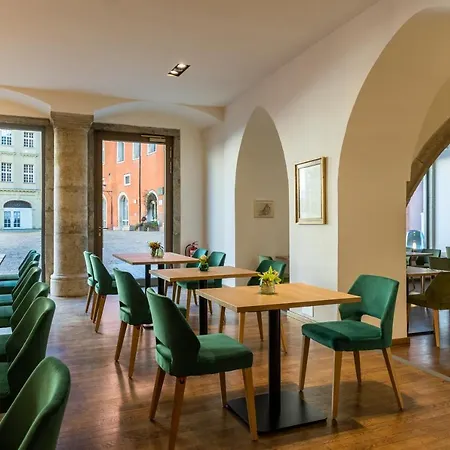 Hotel Altstadthotel Arch - Im Herzen Der Altstadt