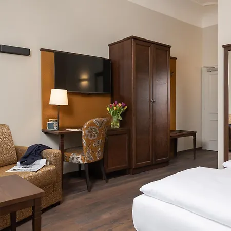 Altstadthotel Arch - Im Herzen Der Altstadt 4*