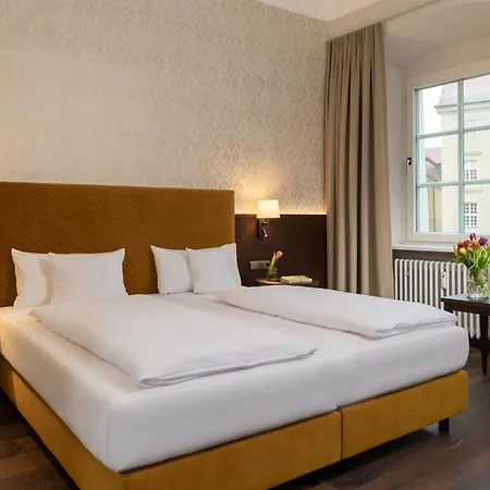 Hotel Altstadthotel Arch 4*