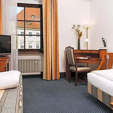 Hotel Altstadthotel Arch 4*