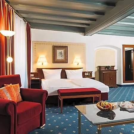 Altstadthotel Arch Hotel