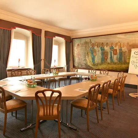 Altstadthotel Arch - Im Herzen Der Altstadt 4*