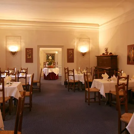 Altstadthotel Arch Hotel