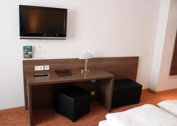 Hotel Altstadthotel Arch 4*