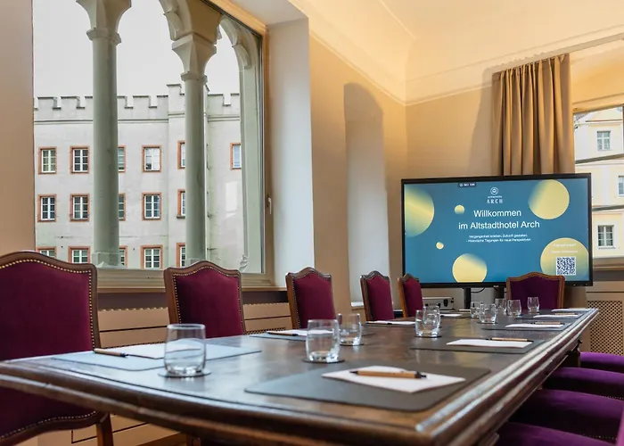 Altstadthotel Arch 4*