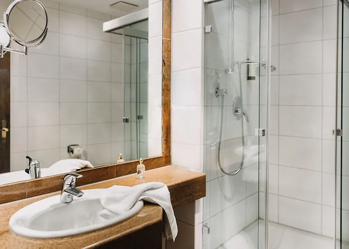 Hotel Altstadthotel Arch 4*