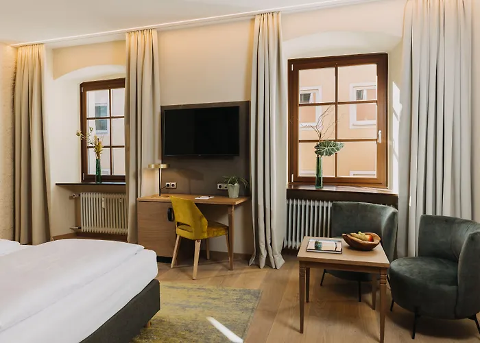 Altstadthotel Arch Hotel