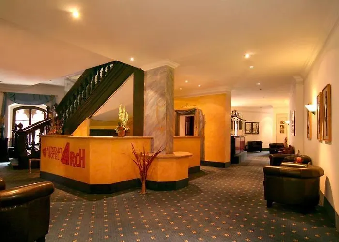 Hotel Altstadthotel Arch 4*
